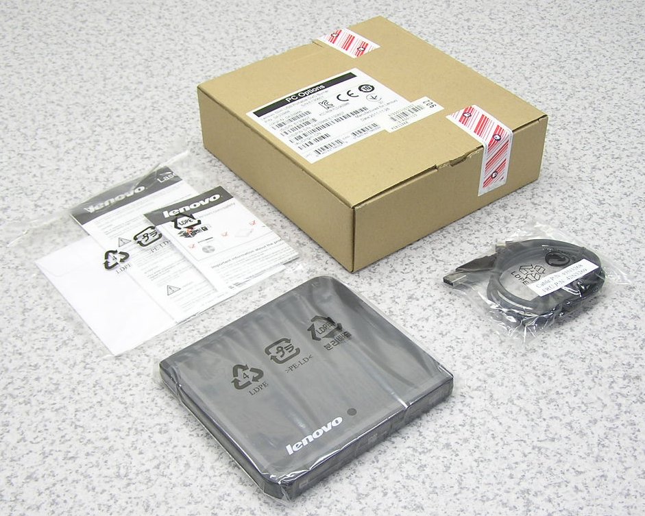 □■Lenovo/レノボ P/NO：A33988 スリム USB ポータブルDVDバーナー 【新品未 ...