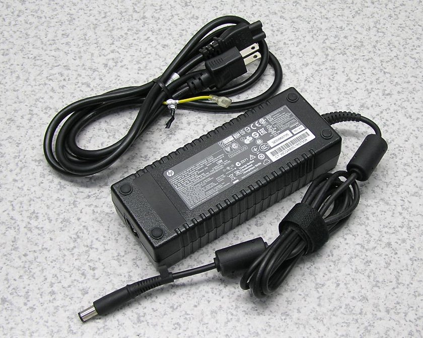 □■HP ノート用ACアダプタ 動作保証 HSTNN-LA01-E (PA-1131-06HI)【中古】『送料無料』