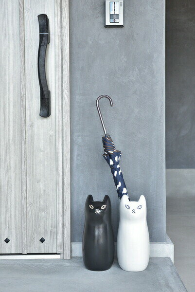 東谷 ネコ 傘立て 約W15.5×D17×H34.5 ブラック/ブラウン/ホワイト 陶器 内側に濡れ防止コーティング CLY-13