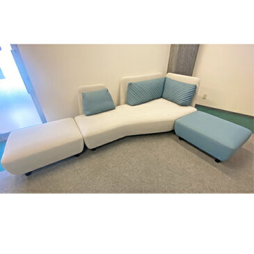 [中古]★モデルルーム展示品★【Ligne roset】リーンロゼROSETL'IMPREVUロゼリンプレヴカウチ左ソファスツール2個付きコーナークッション背クッションパフMarie Christine Dornerリビングお届けご指定日1か月先まで