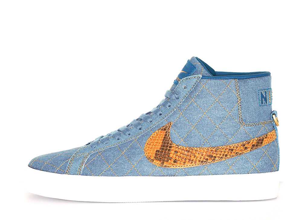 SUPREME × NIKE SB BLAZER MID INDUSTRIAL BLUE シュプリーム