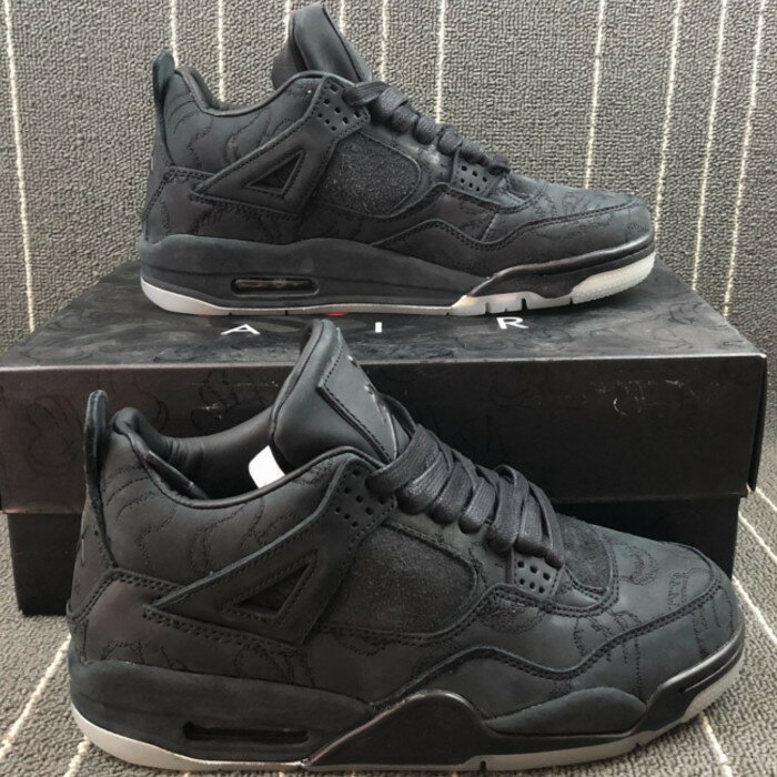 【BLACK FRIDAYセール】割引クーポン発行!!Jordan カウズ × ナイキ エアジョーダン4 レトロ ブラック/ブラック Jordan 4 Retr...