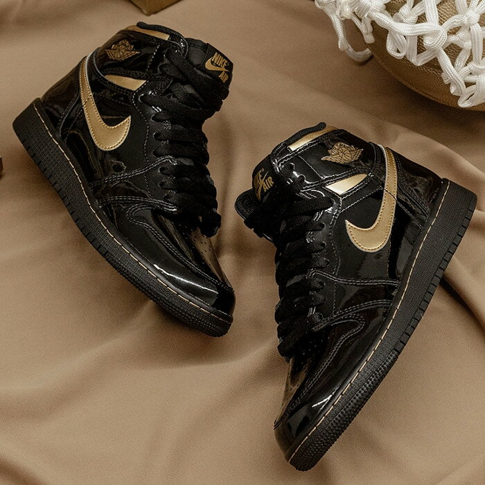 5/15 本日最終日!【1000円クーポン】Jordan ナイキ エアジョーダン1 ハイ OG ブラック-メタリックゴールド Jordan 1 Retro High “Black Metallic Gold (2020)“ Jordan ナイキ エアジョーダン1 ハイ OG 555088-032 メンズ スニーカー ランニングシューズ