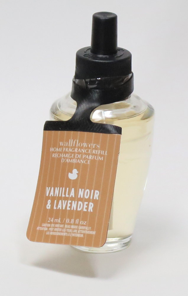 Rakuten - Bath&BodyWorks バスアンドボディワークス バス&ボディワークス Wallflowers プラグインリフィル詰め替え　Vanilla Noir & Lavender（バニラノエル アンド ラベンダー）329