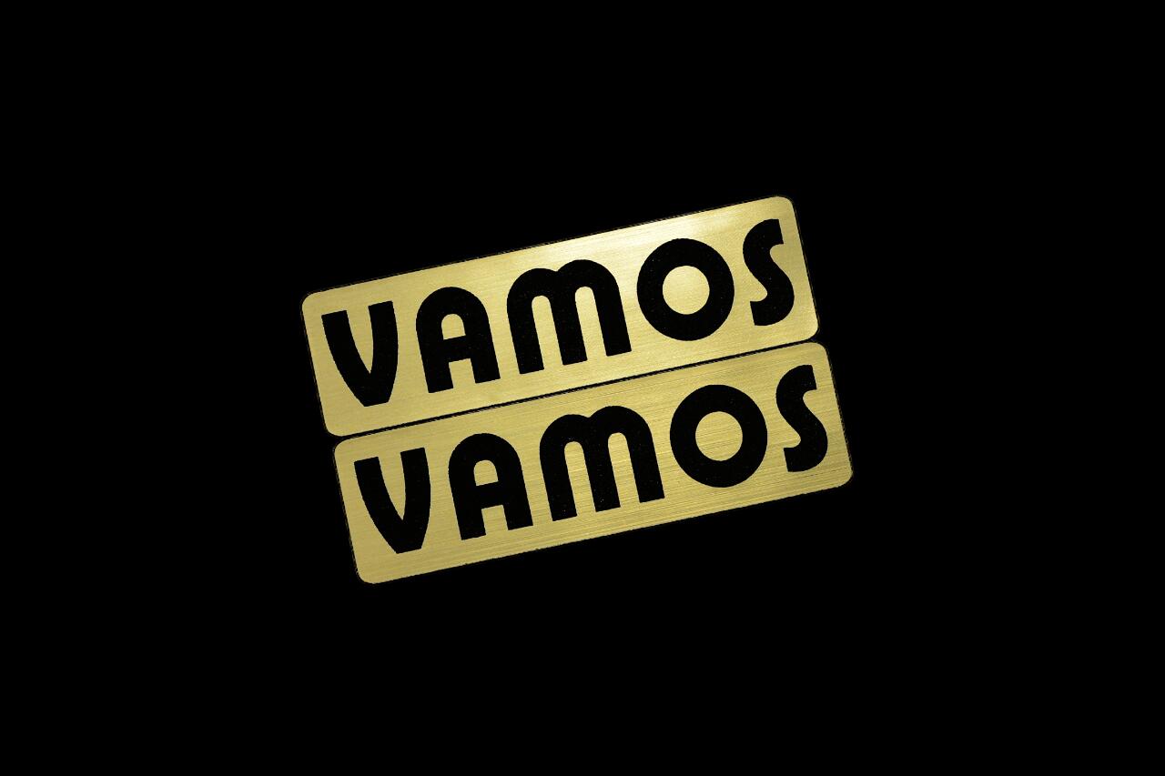 EE-923-1 VAMOS 金黒 アクリル2層 ステッカー ホンダ バモス ターボ ホビオ 前期 後期 モデリスタ 2枚1セット