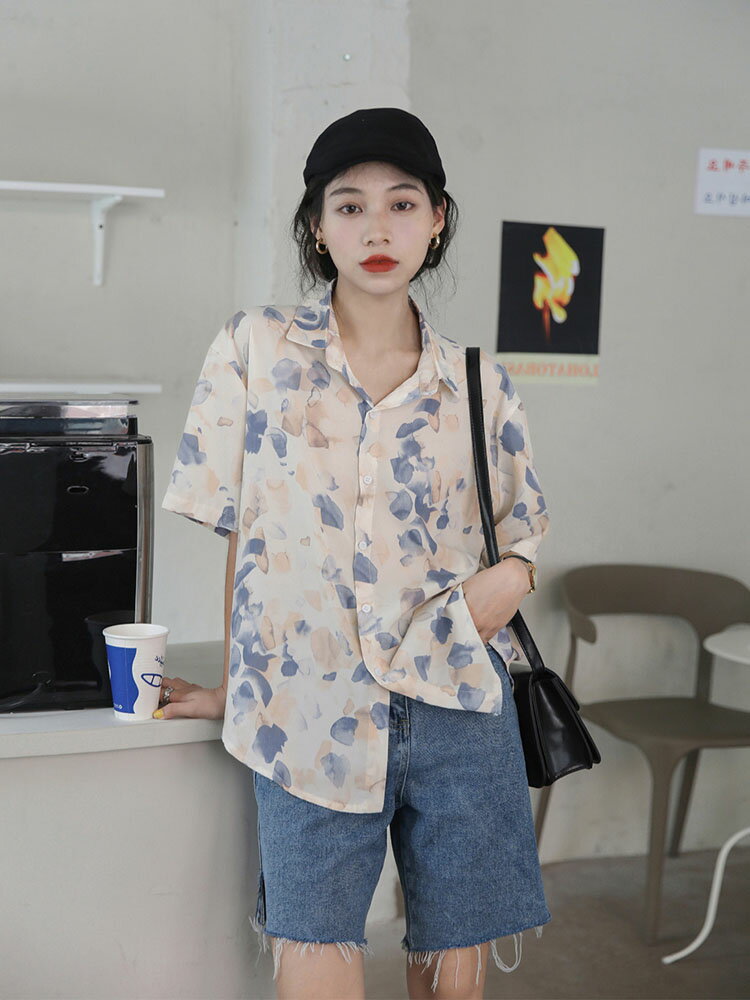 ★送料無料★フラワーブラウス 花柄 フラワー ブラウス レディース トップス シャツ 長袖 総柄ゆったり半袖シャツブラウス シャツ 開襟　レディース　カワイイ　トレンド　人気　デザイン 韓国ファッション