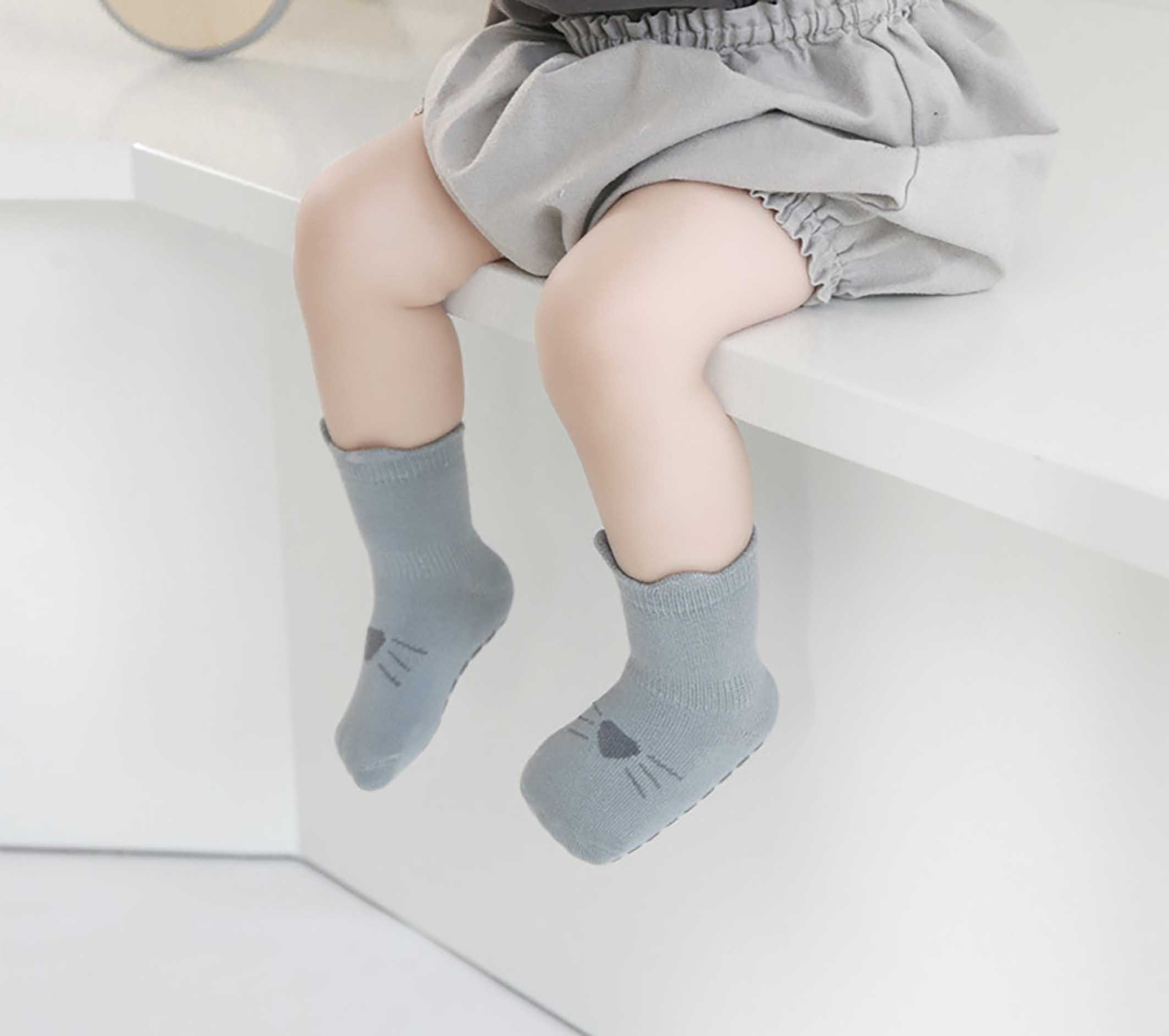 カバーオール フード付き 幼児 赤ちゃん ベビー 子供用 冬 ダウン ロンパース かわいい くま パンダ 厚手 男の子 あったか 保温 ボア 防寒 服 お出かけ カジュアル