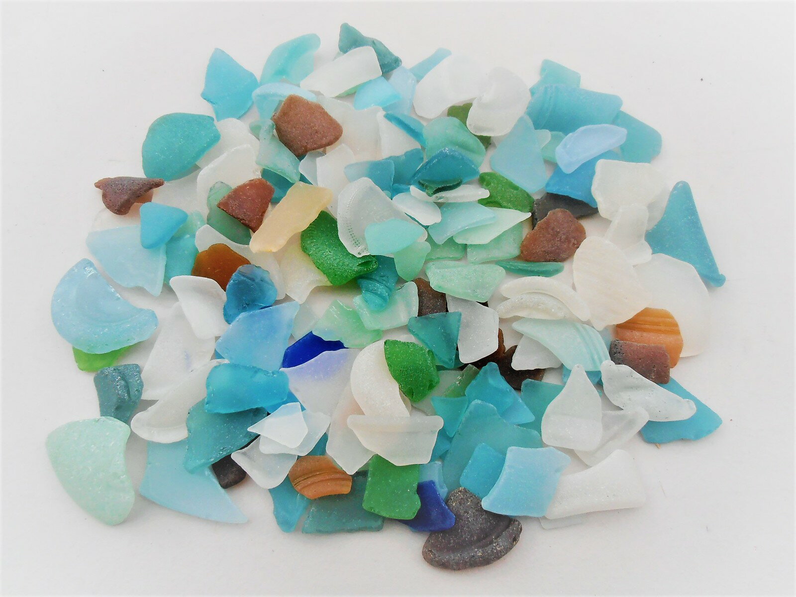 天然素材 シーグラス（ビーチグラス）1kgパック 業務用 大容量 海の宝石 ステンドグラス クラフト工作材料　ハンドメイド マリン雑貨 ナチュラルインテリア アクリウム ディスプレイのサムネイル