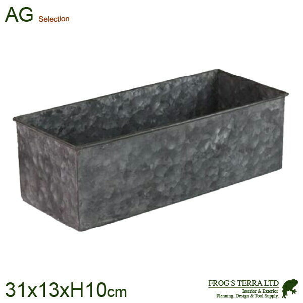 屋内外対応植木鉢（プランター/ポット） 【外寸】W31.5cmxD13.5cm×H10cm 【素材】ブリキ 【底穴】なし（こちらの商品は開口加工できません） ※サイズは目安であり、多少前後する場合がございます。 ※簡易防水にて水漏れの可能性があります。 ※画面上の色はブラウザや設定により、実物は異なる場合があります。ご了承の上ご注文下さい。