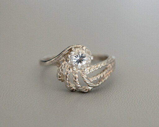 Silver925 宝石鑑別書付き マダガスカル産 レムリアン フェナカイト ラウンドカット 5.0mm 6爪 リング 0,507ct 希少石 フェナサイト 高グレード AAA グレード アイクリーン Very slight inclusiones Phenakite一点物 Silver925 宝石鑑別書付き マダガスカル産 レムリアン フェナカイト ラウンドカット 5.0mm 6爪 リング 0,507ct 希少石 フェナサイト 高グレード AAA グレード アイクリーン Very slight inclusiones Phenakite一点物