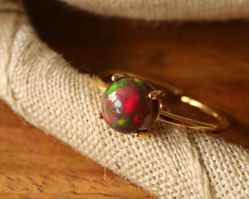 選べる 天然 ブラック オパール 約0.55ct 【ラウンド カボション 6mm 】リング 指輪 エチオピア産 SV Silver925 シルバー レディース ...