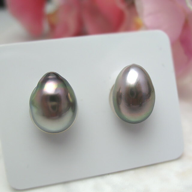 黒蝶ルース 送料無料黒蝶真珠ぶら下がり用　9ミリ　ペアルース パール ピアス イヤリング 黒　グリーン 南洋 ブラック