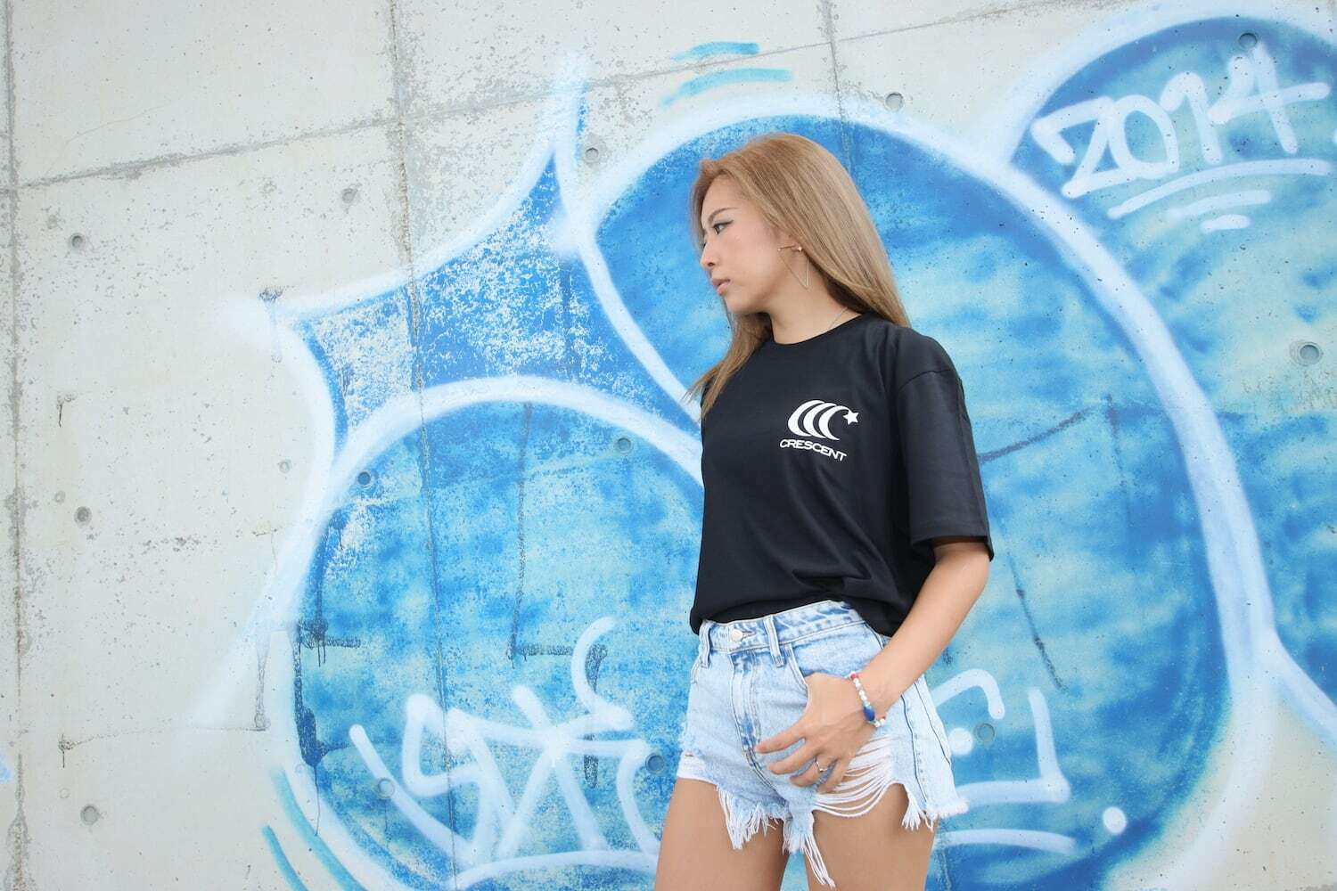 【新商品】Crescent Garage クレセント ガレージ カーパーツ オリジナルTシャツ 黒 ブラック 白 ホワイト ロゴ入り サイズレディース メンズ 半袖 おしゃれ トレンド 人気 部屋着 ルームウェア…