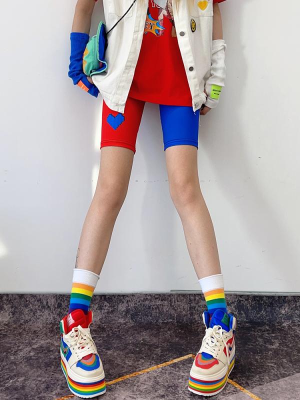 レギンス レディース 春夏 スパッツ パンツ 五分丈 ストレッチ 伸縮性 通気性 快適 柔らかい インナー ヨガ ルームウェア おしゃれ プリント ハート 赤 ピンク 青