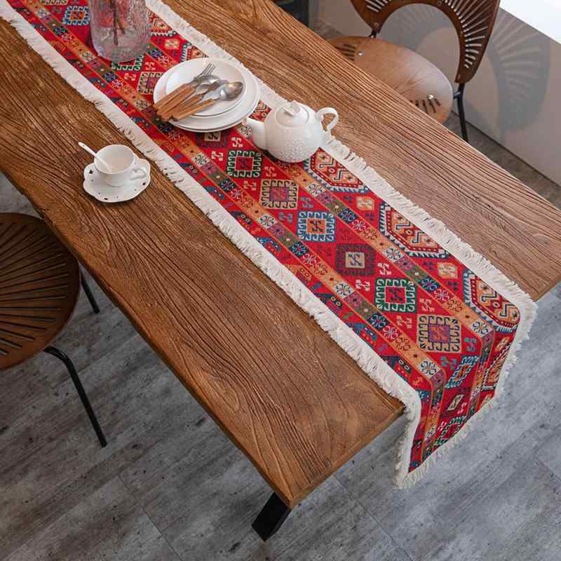 Table Runners - テーブル ランナー おしゃれ アメリカン プレースマット レトロ ボヘミアン キャビネット ダイニング クロス ライト ゴージャス フリンジ 花柄
