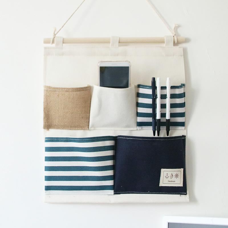 壁掛け 収納 ポケット ウォールポケット インテリア バッグ ハンギング かわいい 多層 北欧 整理整頓 綿 布製 便利 雑貨 赤 青 ストライプ