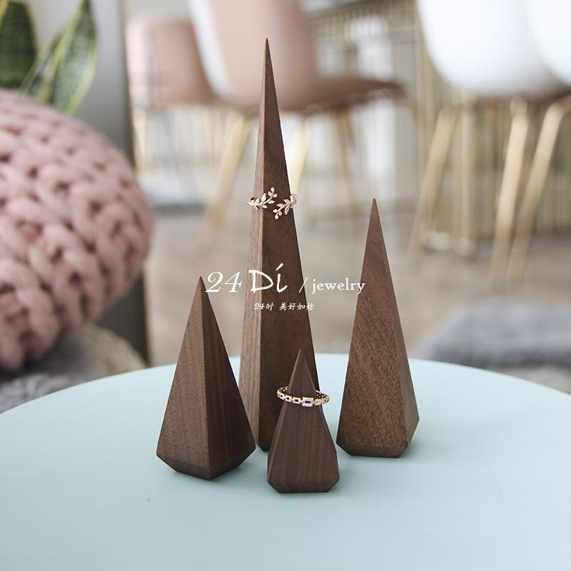 指輪 リング ディスプレイ スタンド ホルダー ピロー 展示 アクセサリー スタイル ブラックウォールナット おしゃれ ジュエリー 収納 撮影 小道具 錐形 大きい 小さい サイズ