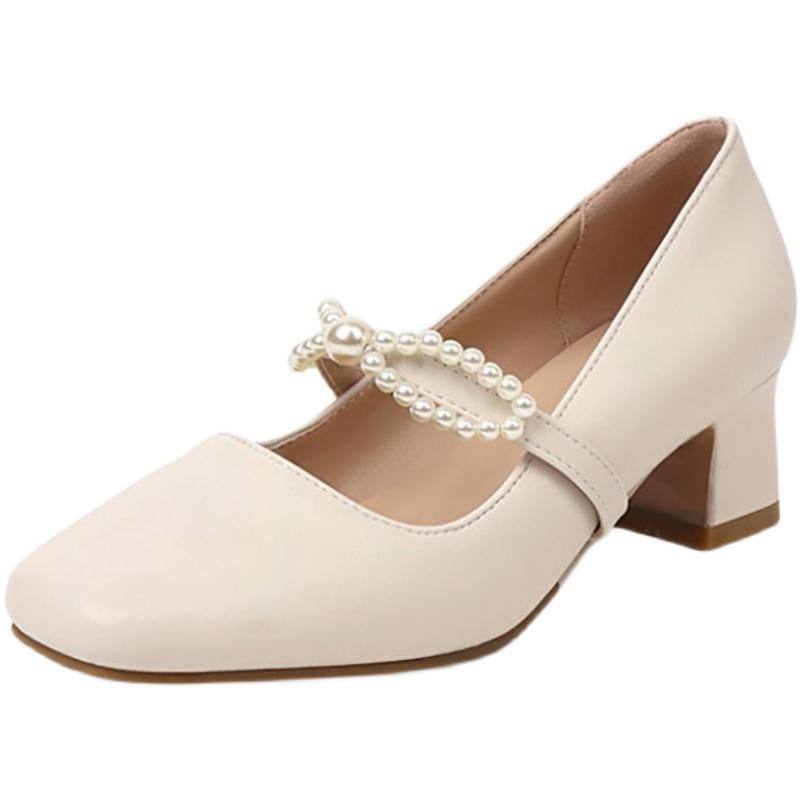 パンプス ストラップ 後付け 落下 防止 ハイヒール 普段使い パール シューズ リボン 黒 白 ピンク ワンポイント 簡単 おしゃれ お呼ばれ 結婚式