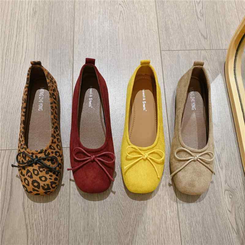 フラットシューズ レディース 柔らかい ローヒール 浅履き スクエアトゥ 韓国 PU リボン シンプル 無地 レオパード柄 歩きやすい おしゃれ カーキ 赤 黄