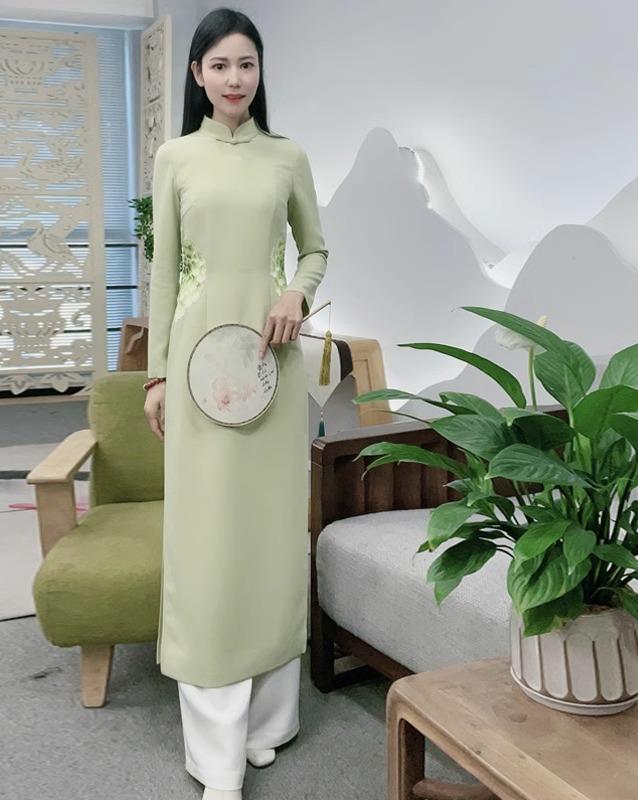 アオザイ パンツ 中国風 刺繍 チャイナドレス ワイドレッグ スリム 若見え カジュアル セットアップ 大きいサイズ シンプル エレガント ハイスリット 緑 白