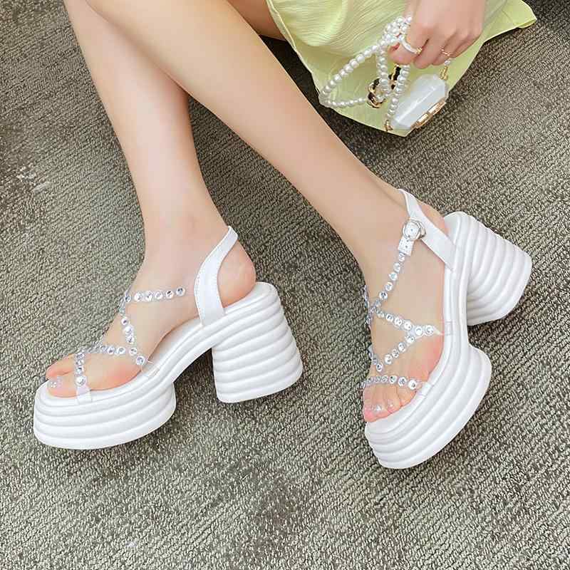 サンダル レディース バックル ハイヒール 厚底 オープントゥ PU ラインストーン 透明 クリアストラップ ラバーソール 白 黄 ピンク