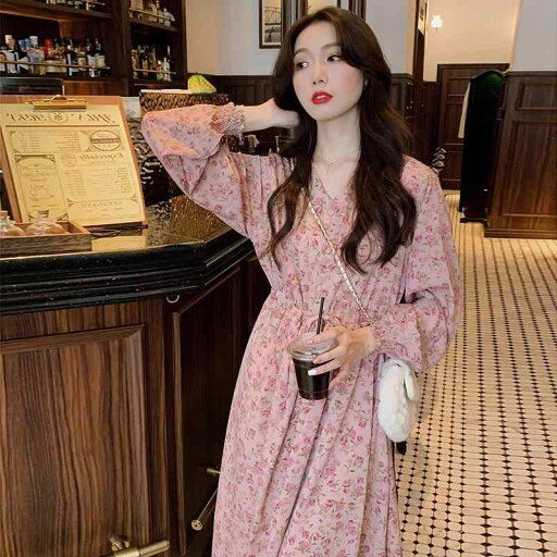 ワンピース 春 花柄 レディース Vネック 長袖 ショッピング 旅行 リゾート レトロ カジュアル おしゃれ ミモレ丈 総柄 Aライン ピンク ワンピース 春 花柄 レディース Vネック 長袖 ショッピング 旅行 リゾート レトロ カジュアル おしゃれ ミモレ丈 総柄 Aライン ピンク