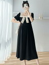 マタニティ ワンピース きれいめ レディース Aライン 大きいサイズ ミモレ丈 半袖 スクエアネック パフスリーブ リボン タック フレア ステッチ 体型カバー...
