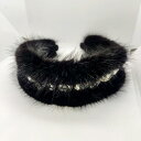 カチューシャ 幅広 レディース 秋冬 髪飾り ヘアアクセサリー ファー 滑り止め 旅行 ディナー お呼ばれ ふわふわ キラキラ クリスタル おしゃれ 黒 白