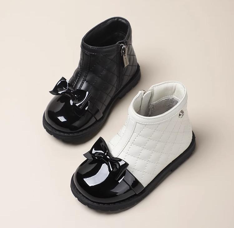 子供 キッズ ブーツ 女の子 おしゃれ 機能的 秋冬 レザー ショート フラット サイドジッパー ラウンド..