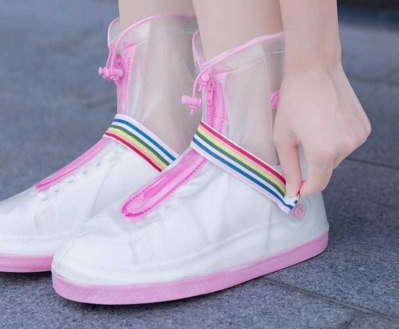 レインシューズ カバー レディース 防水 滑り止め 耐摩耗性 PVC シリコンカバー ファスナー 着脱簡単 ..