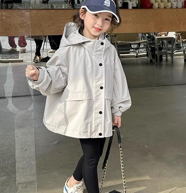 ウインドブレーカー キッズ 女の子 ベビー トップス ジャケット 春秋 ジップアップ スナップボタン フ..