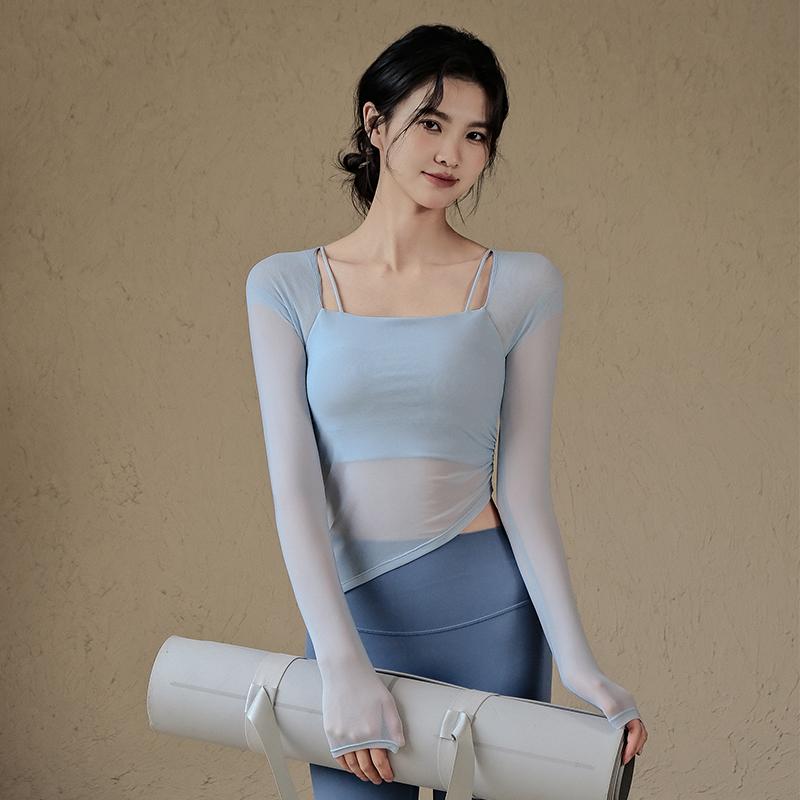 フィットネスウェア レディース 長袖 春夏 トップス スポーツ用品 ジム トレーニング ピラティス おしゃれ カップ付き 速乾性 通気性 シンプル 無地 青 茶色 黒