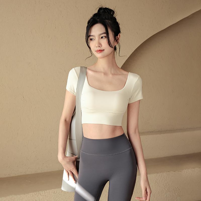 フィットネス ウェア レディース トップス スポーツ トレーニング ヨガ アクティブ シンプル 無地 春夏 半袖 T シャツ へそ 出し タイト カップ付き 取り外し 可能 黒 アイボリー ピンク