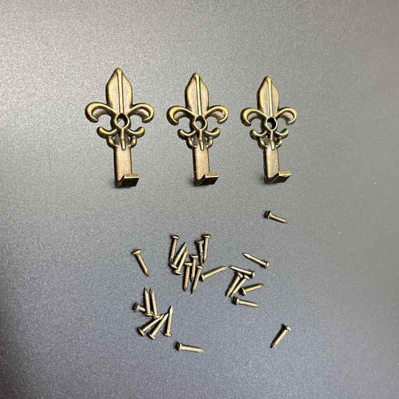 玄関 フック おしゃれ アンティーク調 装飾 キャビネット 亜鉛合金 洋服 小型 ヨーロピアン シンプル 簡単 リビング インテリア ブロンズ色 釘