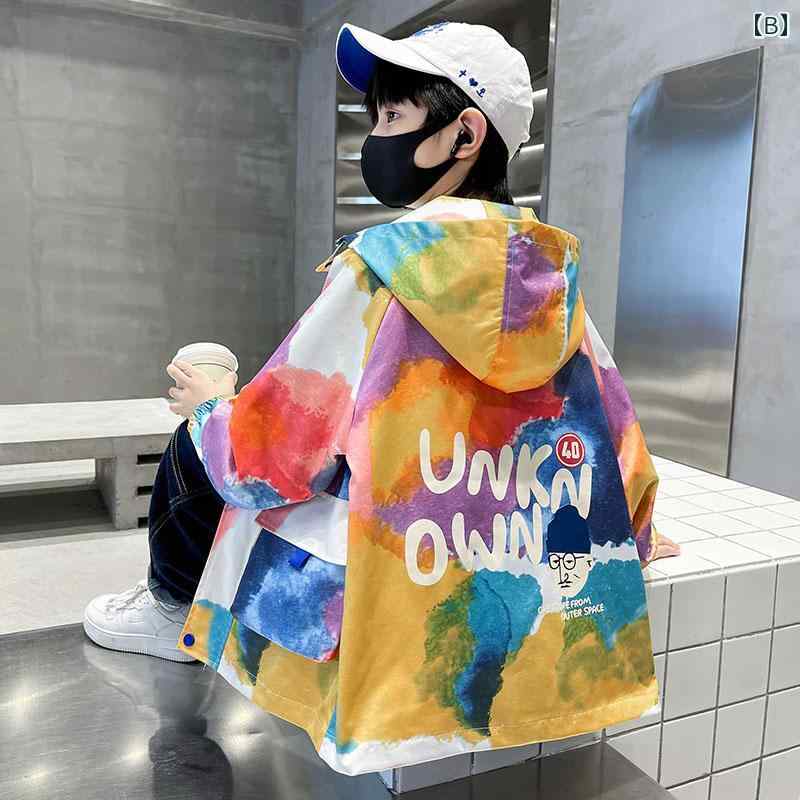ウインドブレーカー キッズ 男の子 子供服 ジュニア 春秋 上着 アウター ジャンパ...