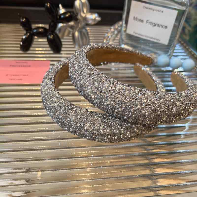 カチューシャ レディース 韓国 幅広 太い ワイド ヘアバンド アクセサリー 装飾 小物 髪飾り パール ラインストーン キラキラ スタイリッシュ エレガント おしゃれ