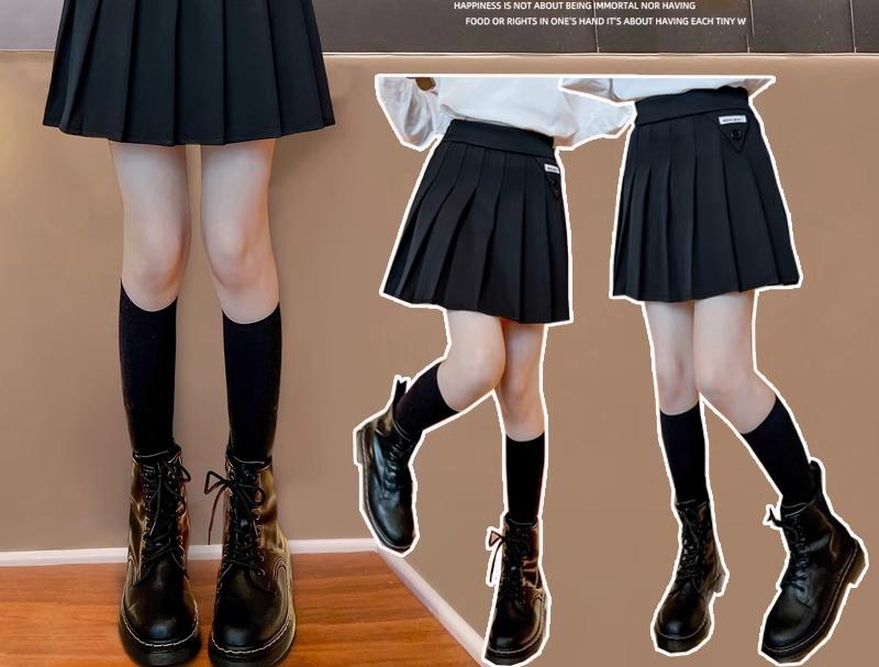 楽天フロントップ楽天市場店女の子 キッズ プリーツスカート JK JC 制服風 子供服 春夏 伸縮性 快適 通気性 柔らかい カレッジスタイル 無地 シンプル ミニ丈 衣装 発表会 入学 卒業 かわいい 黒 茶色 グレー