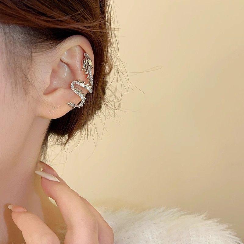 イヤーカフ かっこいい レディース チャイナ風 動物 ドラゴン エスニック チタン 鋼 アクセサリー プレゼント 個性的 シルバー ゴールド ペア 片耳