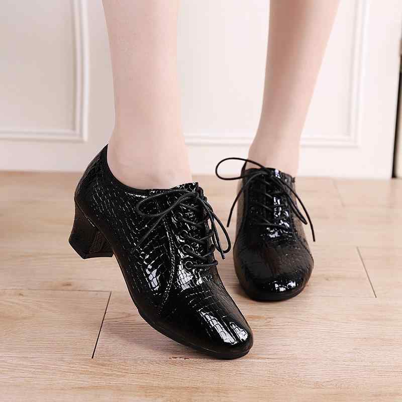 社交ダンス ラテンシューズ スポーツ レディース 靴 紐 通気性 柔らかい 滑りにくい 太ヒール 練習 発..