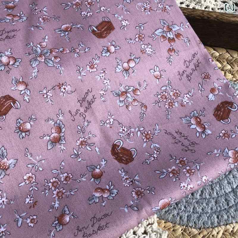 斜纹 - 生地 コットン ツイル 布 かわいい 花柄 ボタニカル いちご 籠 プリント 幅160 長さ50cm ハンドメイド リメイク 手作り 服飾 手芸 材料 素材 資材 雑貨 入学 準備 バック ポーチ 衣類 パッチワーク 寝具 ピンク