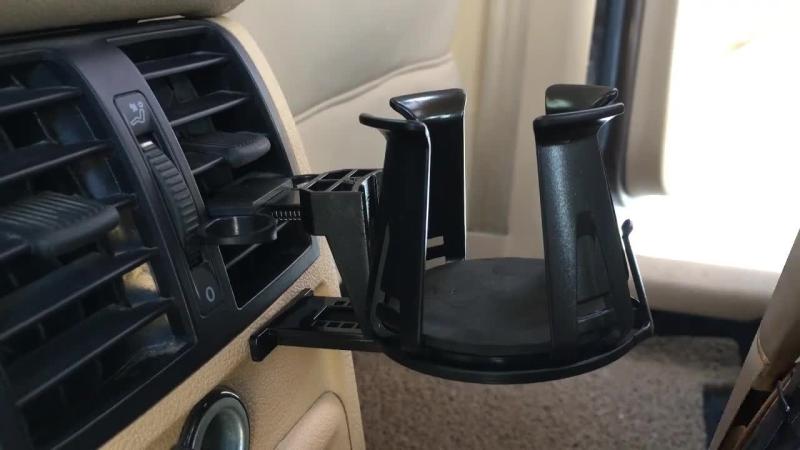 ドリンクホルダー 車 飲料 吹き出し口 ラック 灰皿 ブラケット ブラック プラスチック 調節可能 おしゃ..