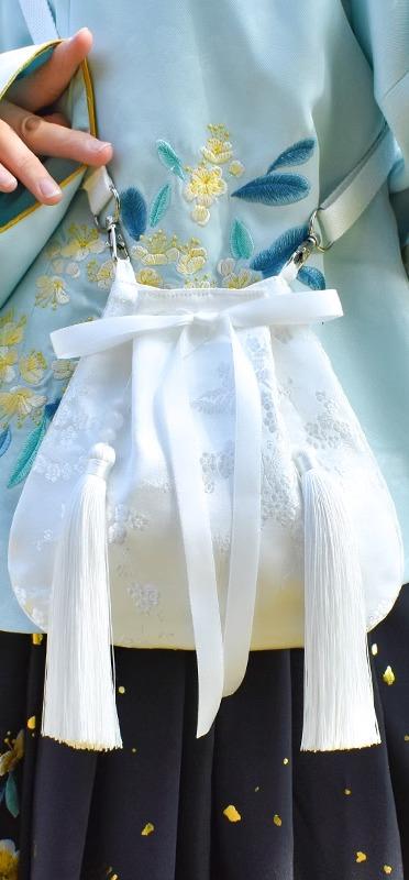 ショルダーバッグ レディース エスニック レトロ チャイナ風 刺繍 巾着 ソフト タッセル アクセサリー 手提げ ポータブル ポシェット 赤 青 白