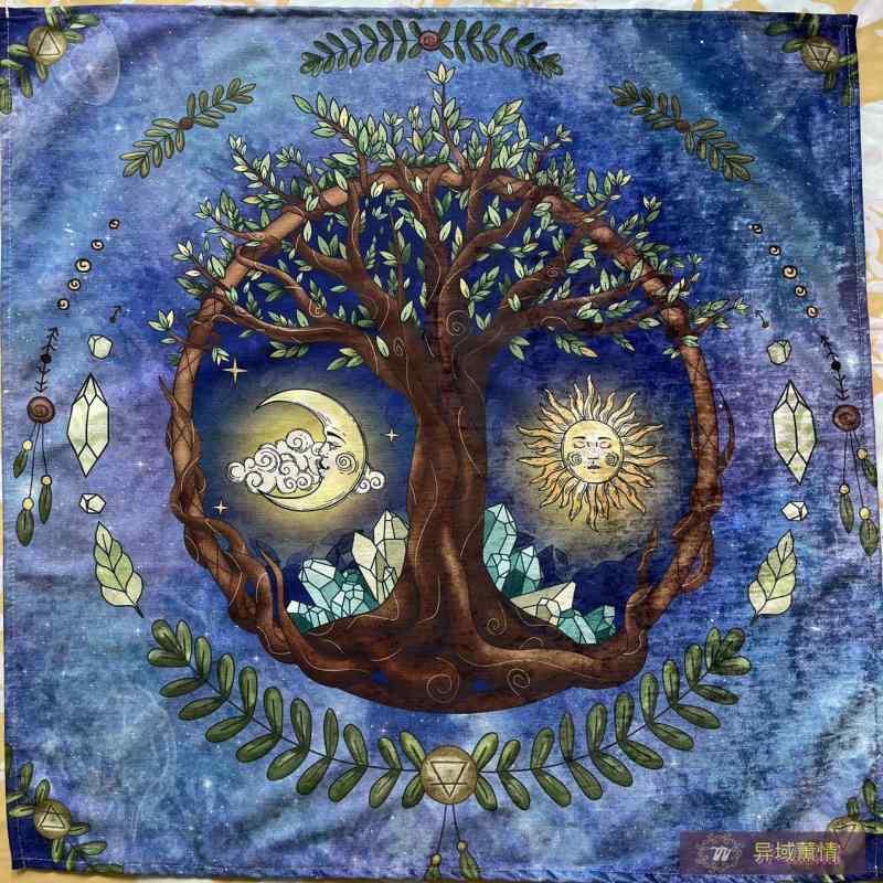 タロット クロス 大判 布 美しい ルノルマン おしゃれ グッズ 厚手 柔らかい 手触りが良い シェニール コットン リネン ベルベット 正方形 マット 占い 鑑定 オラクルカード 占星術 祭壇 ホビー 小道具 ヨーロピアン 生命の木 月 太陽