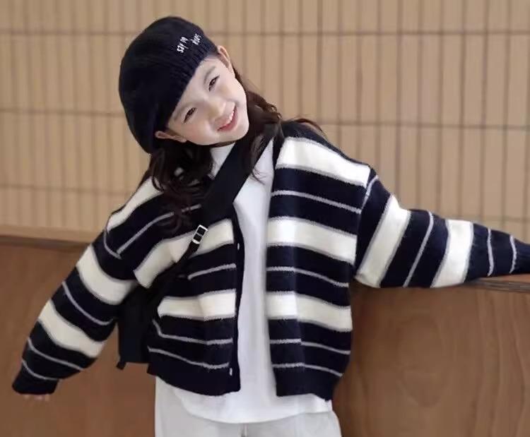 ニットカーディガン 子供 女の子 春秋 韓国 前開き ボタン Vネック ストライプ お出かけ 柔らかい 長袖..