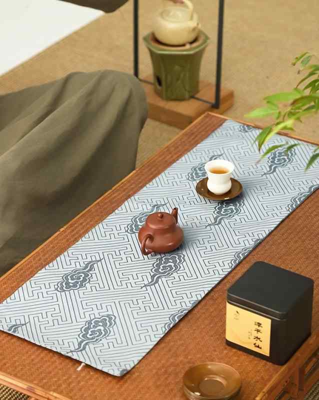 ティーマット チャイナ風 禅 テーブル クロス 軽量 豪華 家庭用 ランチョン ブロケード 断熱 ブルー クラウド レトロ おしゃれ おもてなし 長方形
