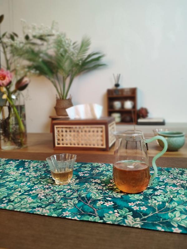 ティーマット チャイナ風 サテン 禅スタイル テーブル クロス フラッグ グリーン 植物 家庭用 長方形 花柄 おしゃれ おもてなし フレッシュ ポリエステル ソフト