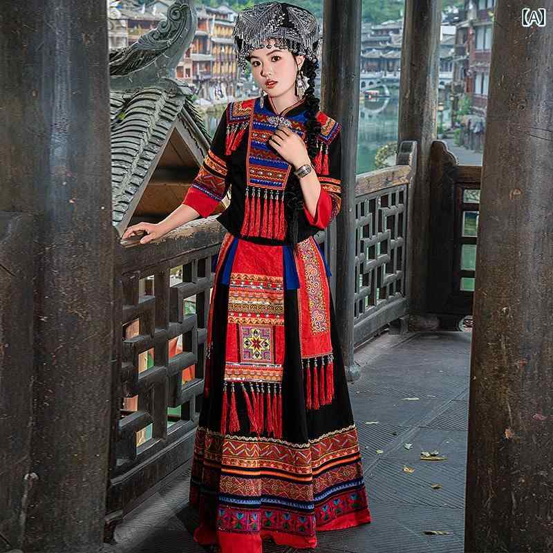 中国 民族衣装 春秋 ミャオ族 大人 レディース 大きいサイズ 七分袖 スタンドカラー トップス スカート マキシ丈 エスニック ステージコスチューム ダンス パフォーマンス 刺繍 おしゃれ レトロ 花 タッセル 2