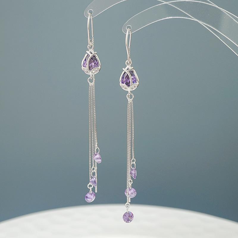 Peridot - ピアス 揺れる タッセル ロング 光沢 ストーン 耳 ワイヤー レディース パーティー 普段使い エレガント きれいめ シルバー 白 紫