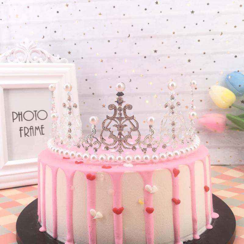 ケーキトッパー 飾り オーナメント オブジェ ピック 誕生日 お祝い 1歳 映え クラウン プリンセス ティ..