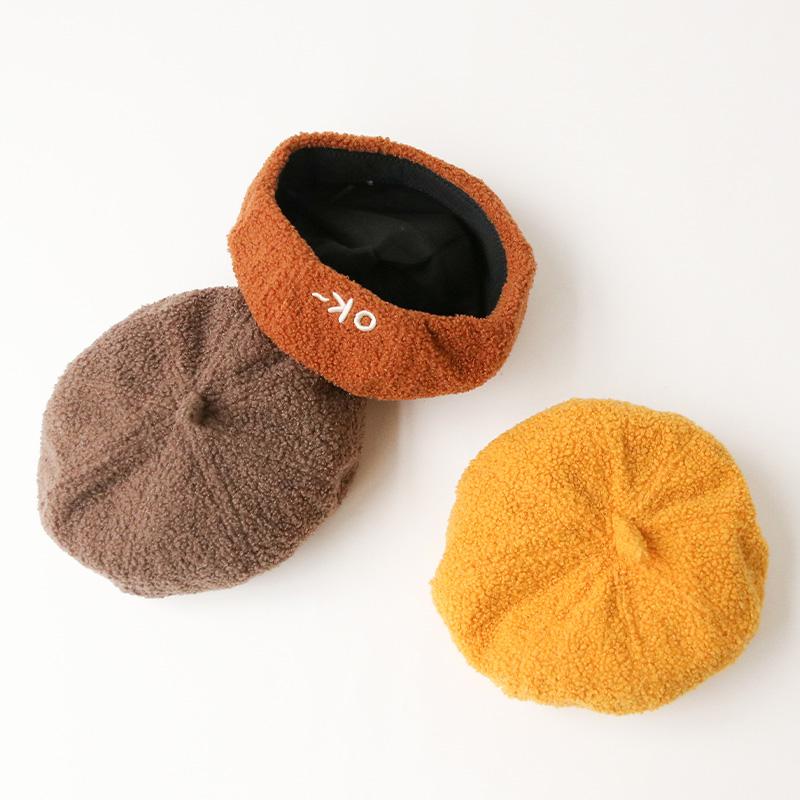 Beret - キッズ ベビー ベレー帽 女の子 男の子 秋冬 暖かい もこもこ ソフト 吸湿 かわいい シンプル 黒 赤 黄色 フリーサイズ プレゼント お出かけ 撮影 通園